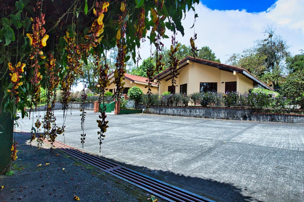 Hotel Villa Zurqui San Isidro  Exterior photo
